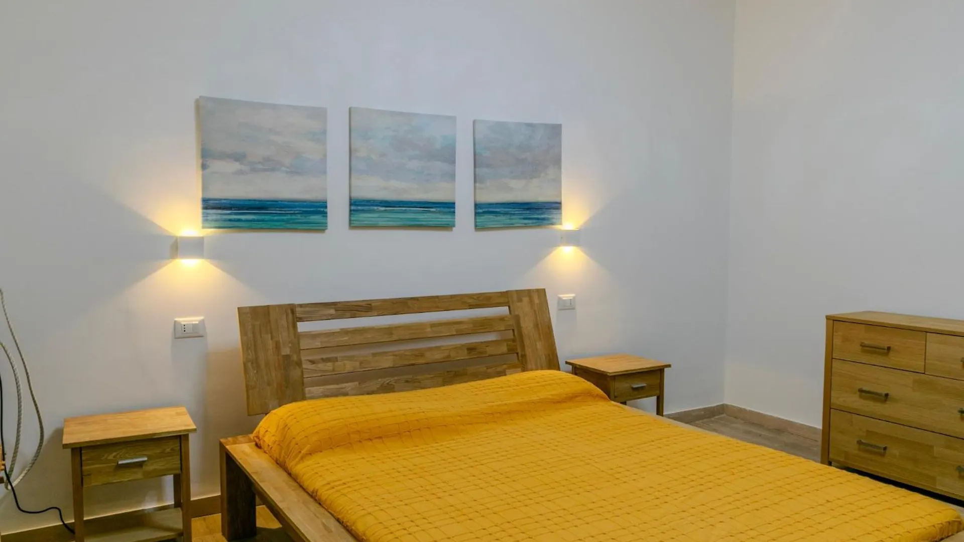 Seaside Bliss: Kaukana Sun & Moon Apartments With Parking Villaggio Azzurro
