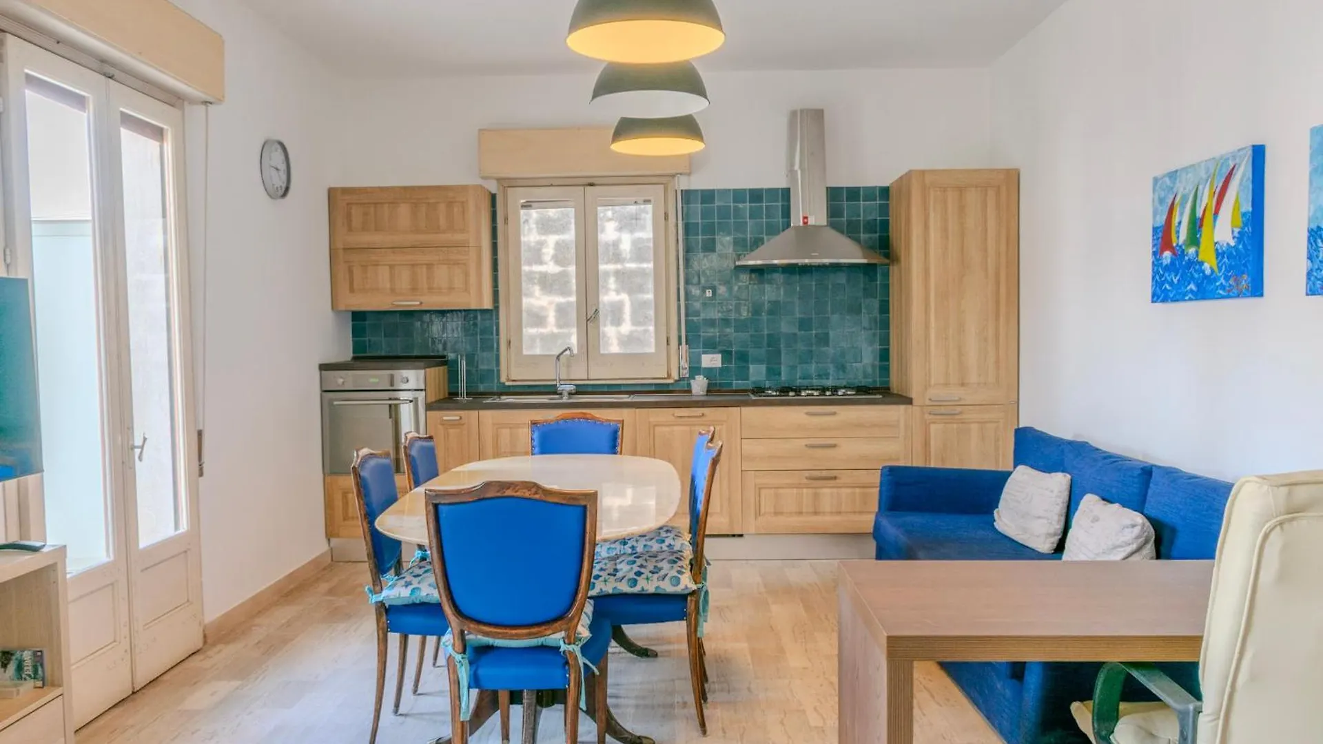 Seaside Bliss: Kaukana Sun & Moon Apartments With Parking Villaggio Azzurro