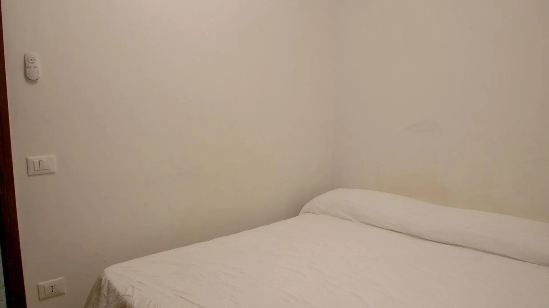 Seaside Bliss: Kaukana Sun & Moon Apartments With Parking Villaggio Azzurro Italy