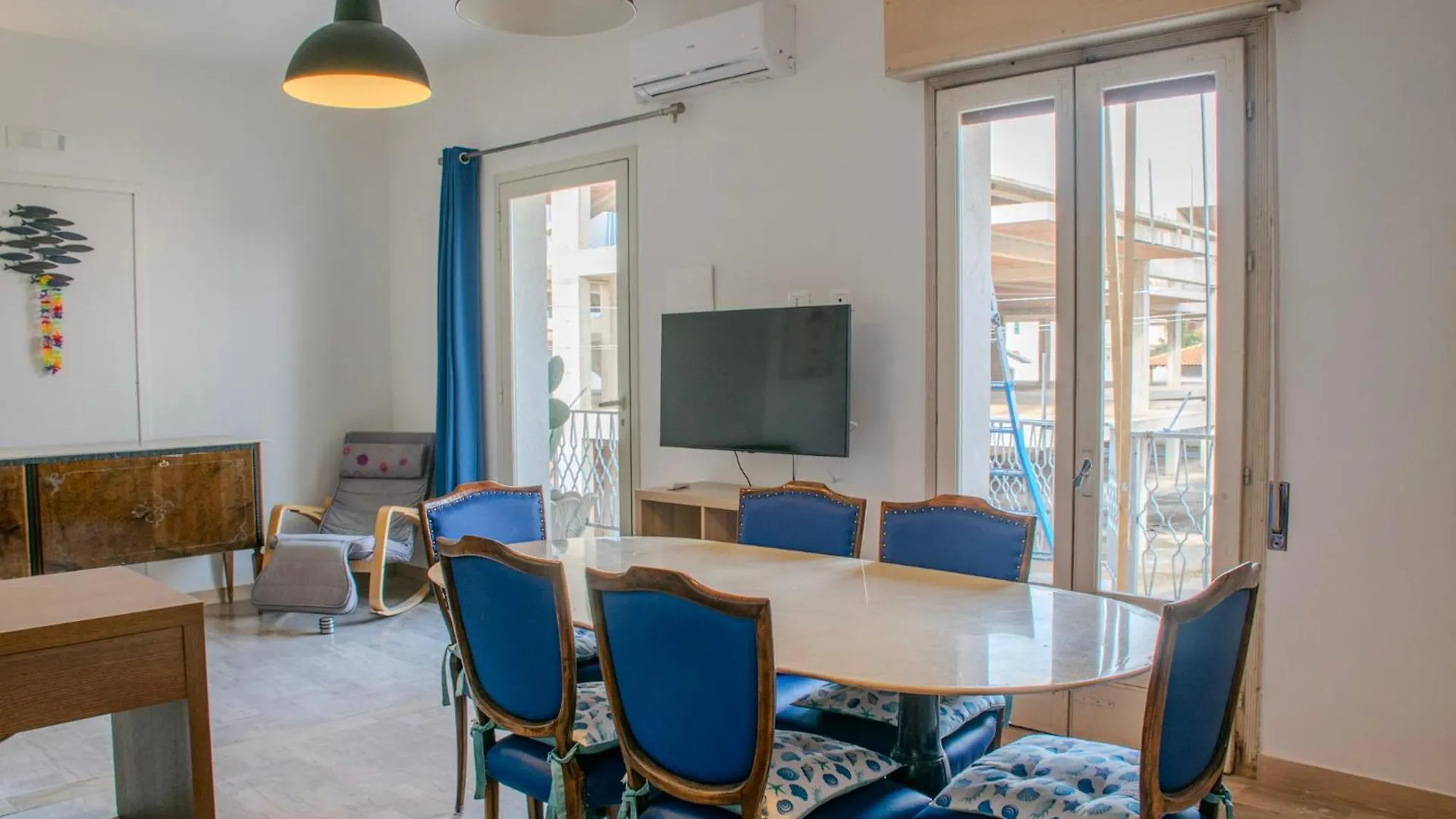 Seaside Bliss: Kaukana Sun & Moon Apartments With Parking Villaggio Azzurro Italy