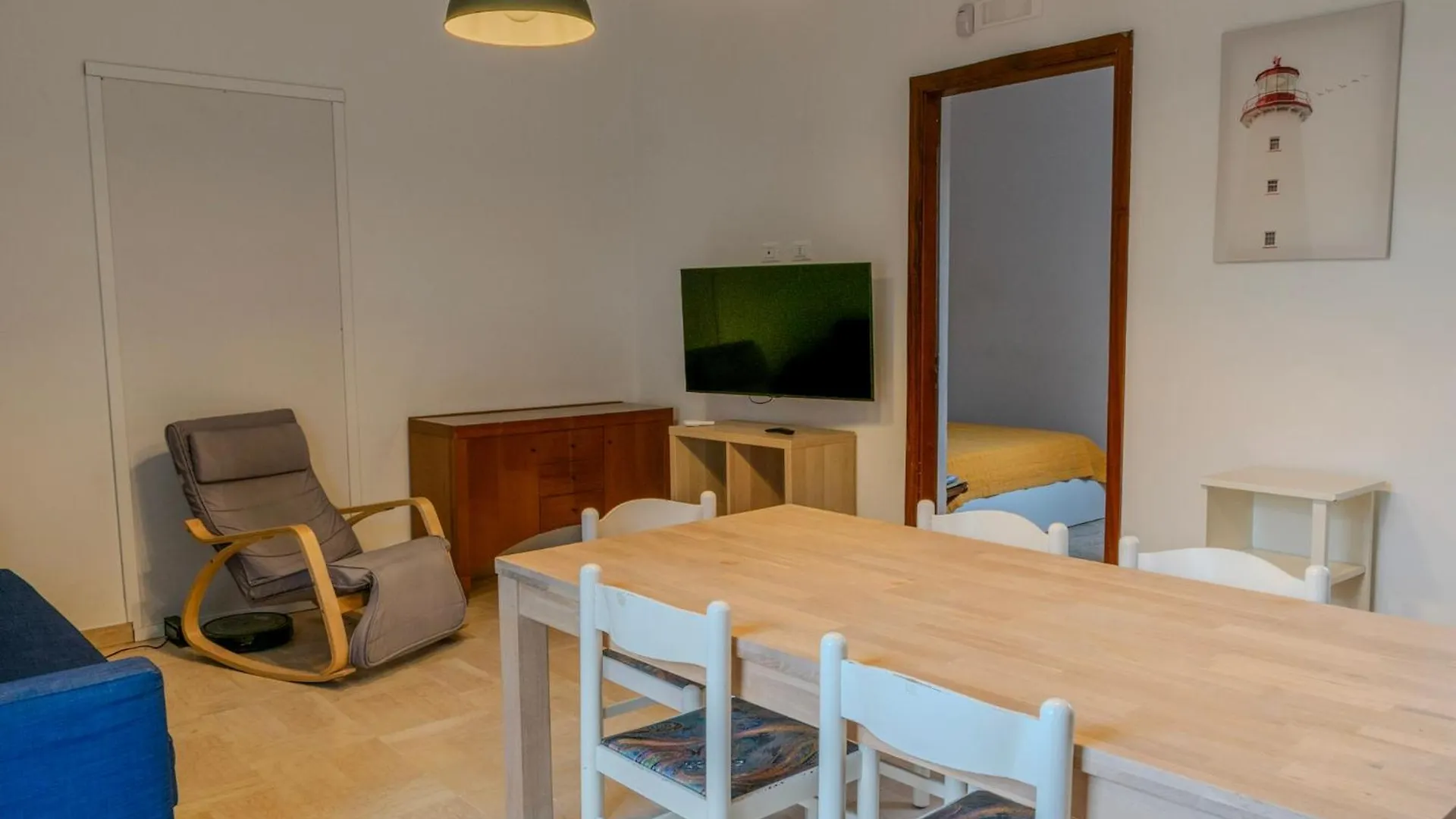 Seaside Bliss: Kaukana Sun & Moon Apartments With Parking Villaggio Azzurro Italy